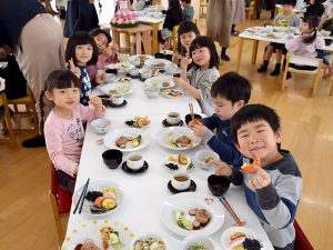 給食